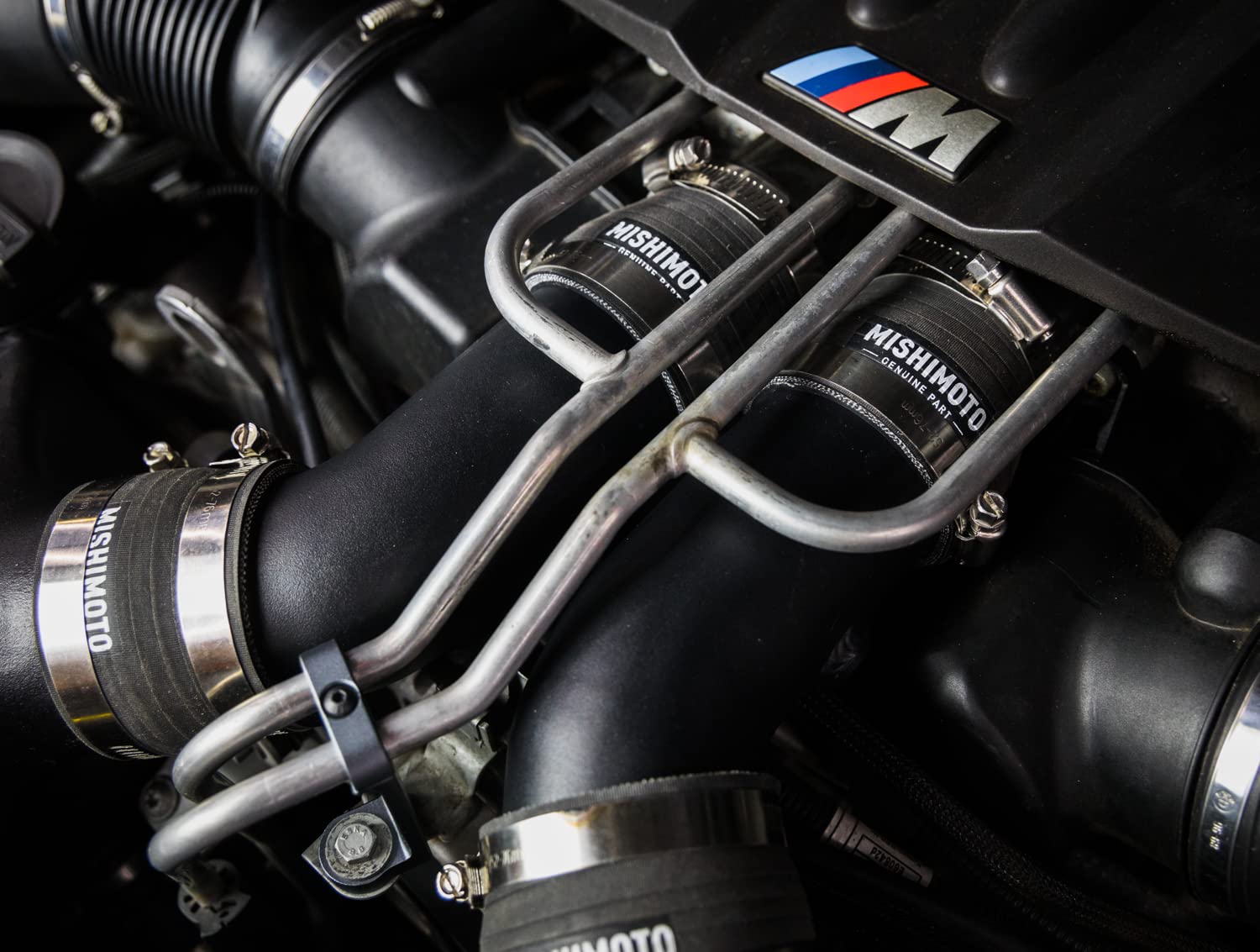 Mishimoto Charge Pipes Compatible with BMW F1X M5/M6 2012-2018, Micro Wrinkle Black - Image 7