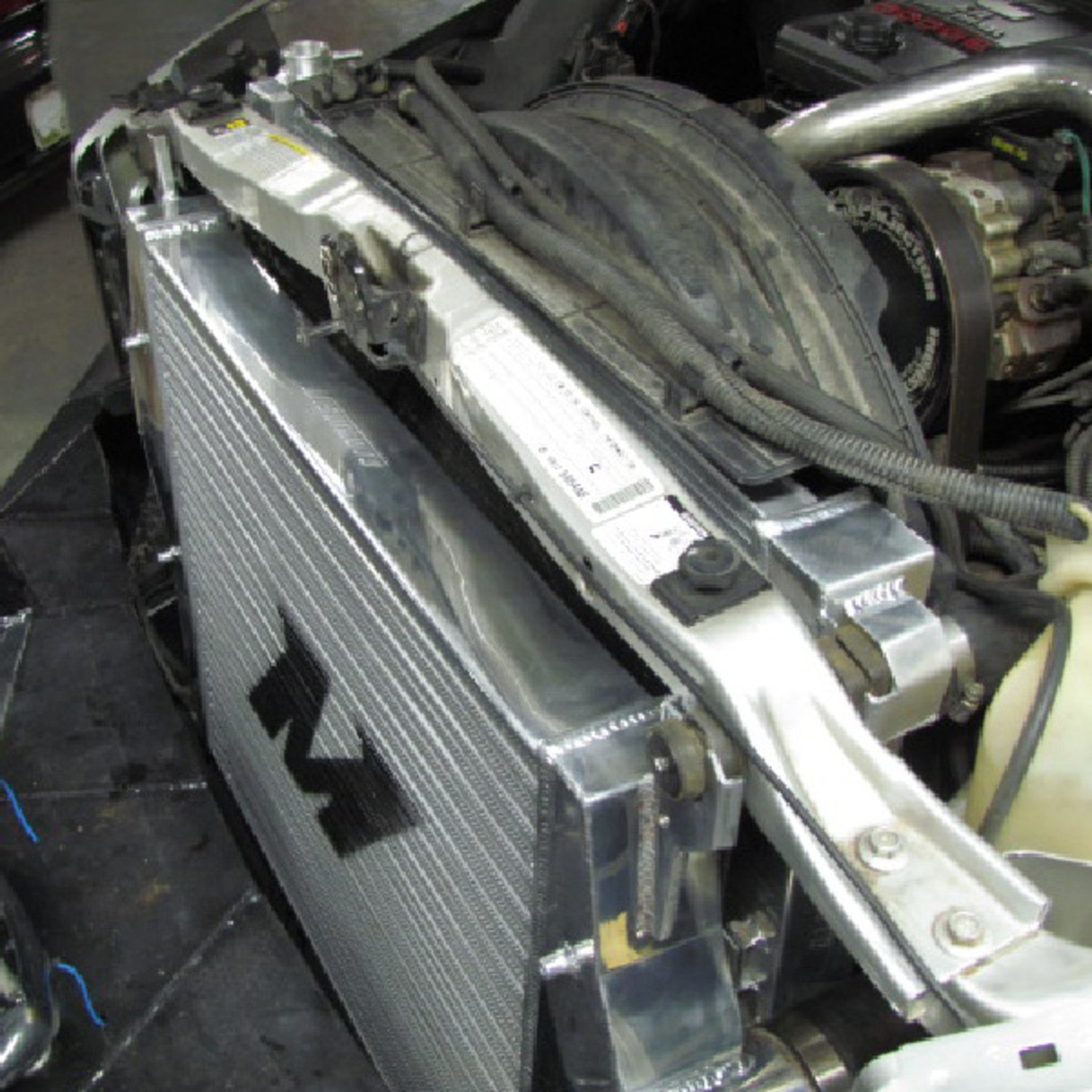 Mishimoto MMINT-RAM-03SL Performance Intercooler Compatible With Dodge Ram Cummins 5.9 6.7 2003-2009 Silver - Image 8